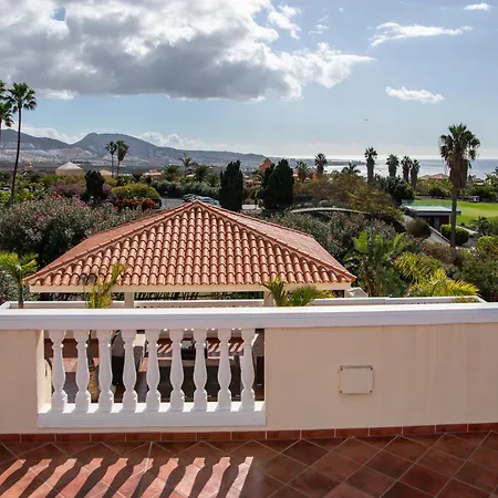 Villa Diora *