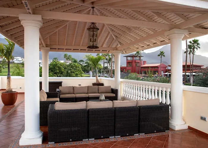 Diora Villa