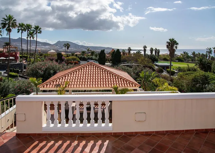 Villa Diora *